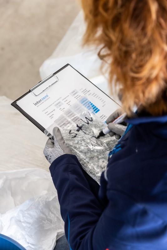 iz-pet-recyclinganlage-prozess__3_ iz-pet-recyclinganlage-prozess__3_